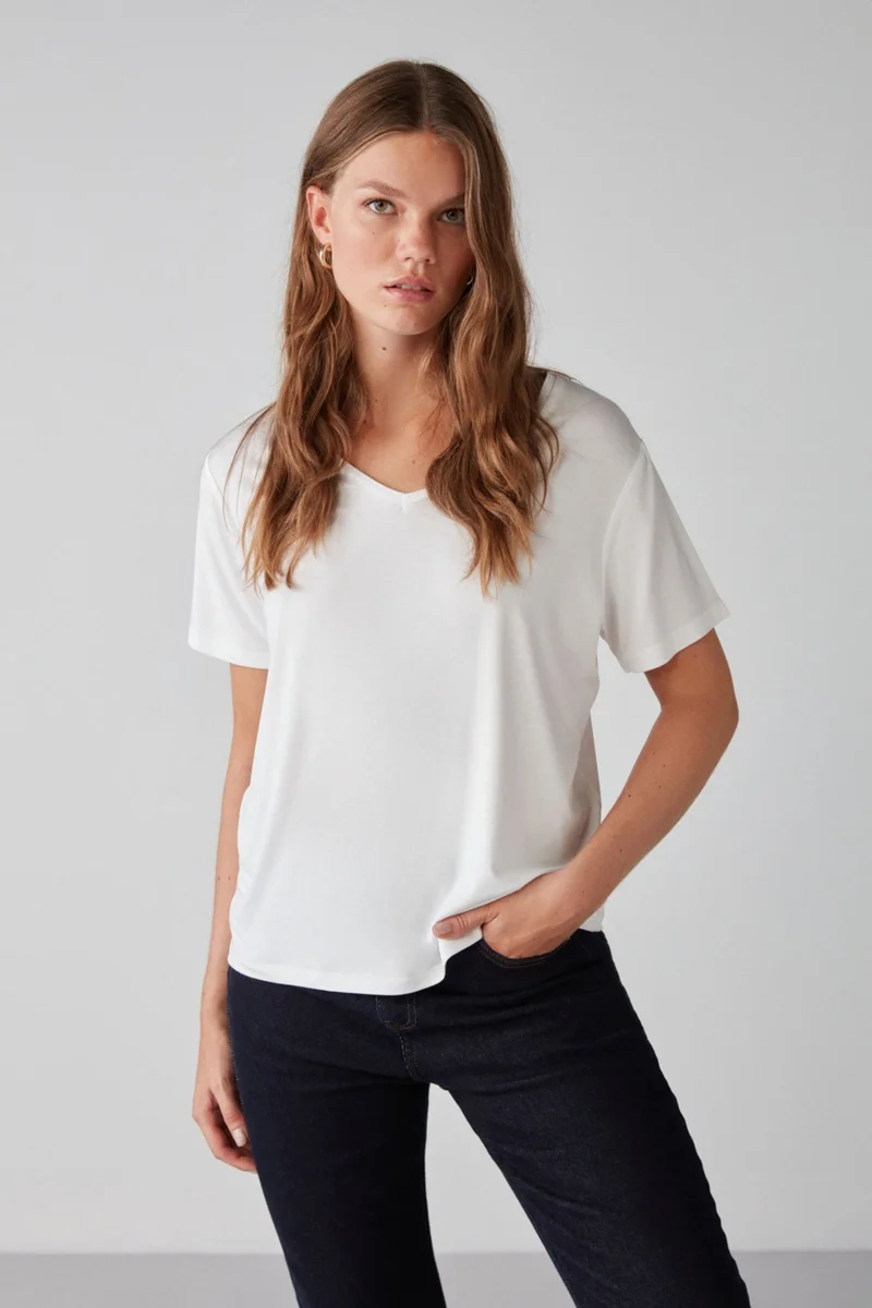 GRIMELANGE Violet Women's V-Neck 100% Cotton Basic White T-Shirt