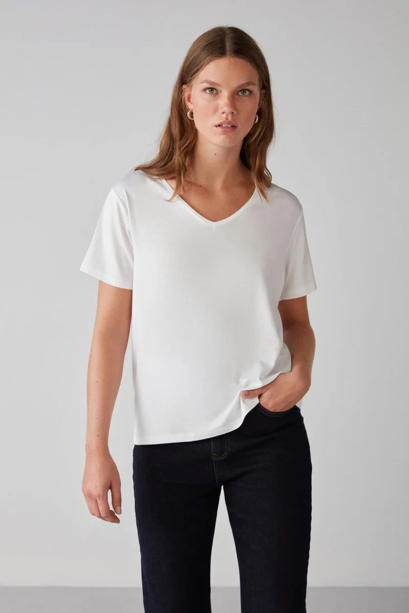 GRIMELANGE Violet Women's V-Neck 100% Cotton Basic White T-Shirt