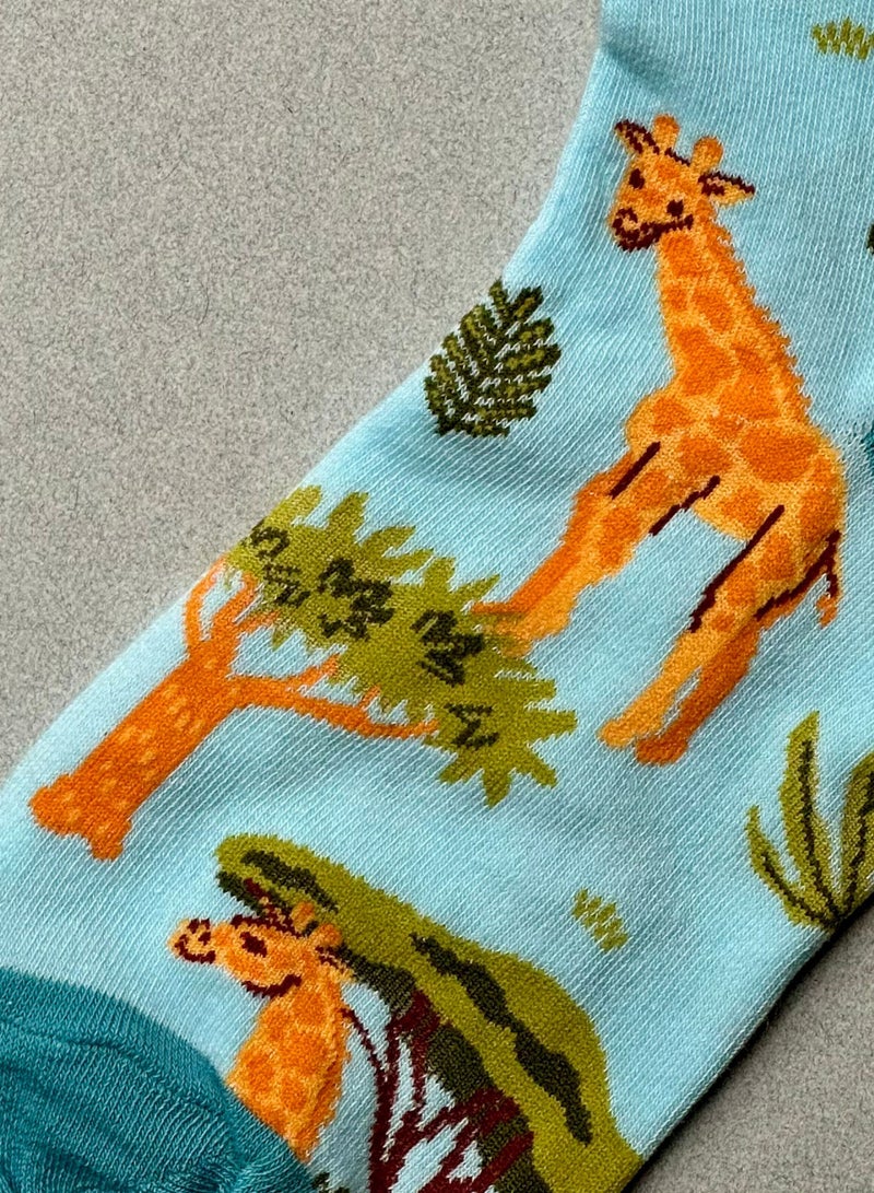 The Socks Hype 2 Pairs Giraffe Pattern Cotton Soft Funny Socks for Men Women | Casual Crew Colorful Animal Novelty Socks | Unisex Comfortable Dress Socks for Everyday Wear - Image 3
