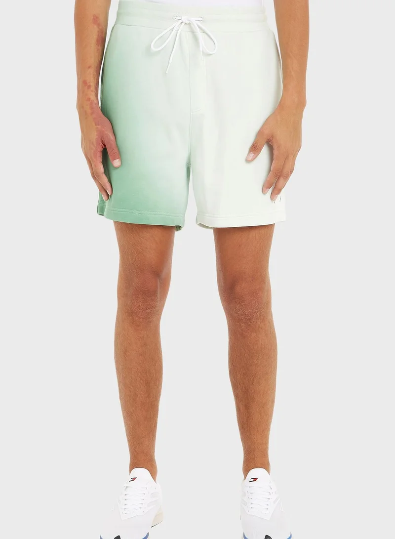 TOMMY JEANS Essential Gradient Signt Sport Shorts