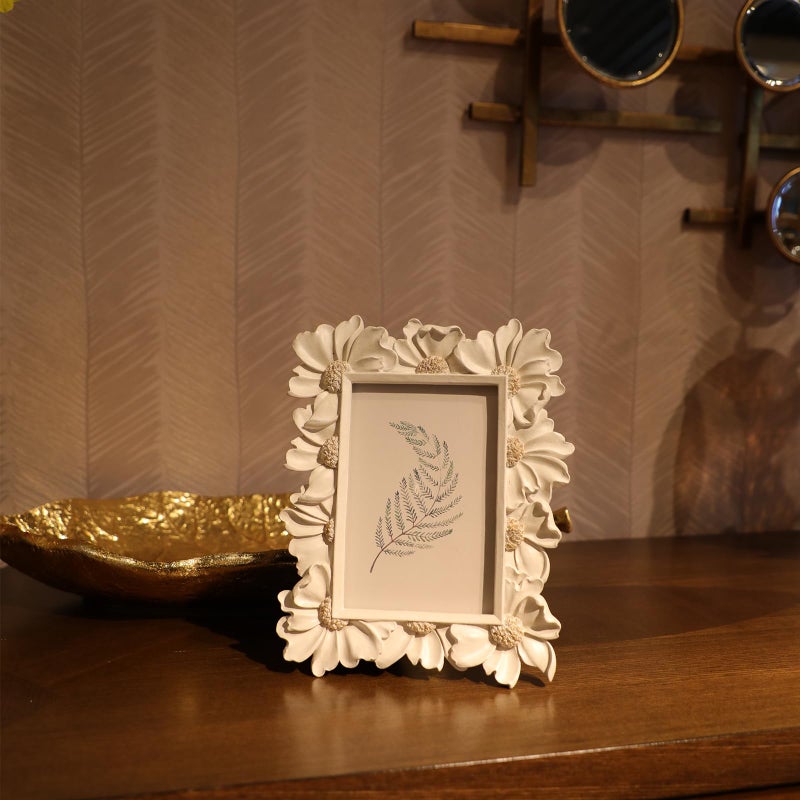 YULINK 4x6 Vintage Picture Frame  Antique White Ornate Photo Frame  for Tabletop and Wall Display  Decorative Floral Design Retro Home Decor  Old Fashioned Photo Gallery Art - Image 2