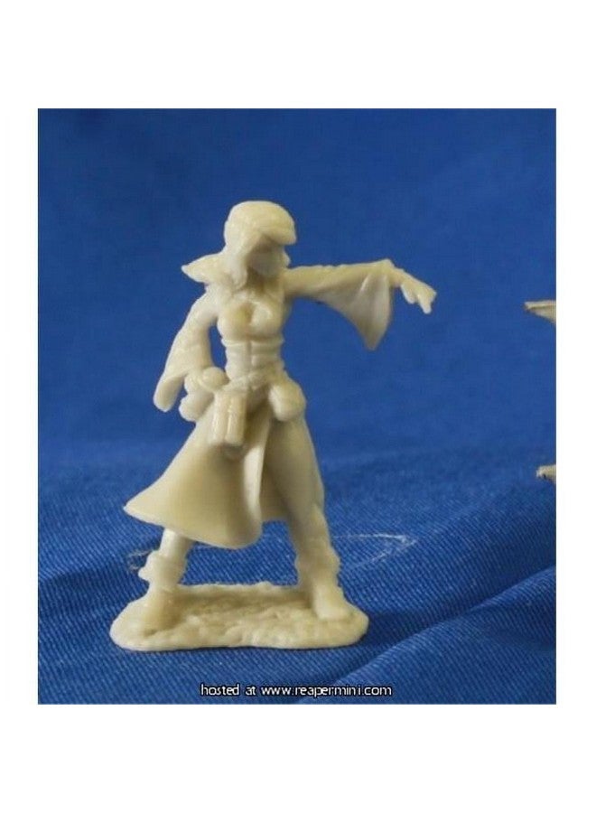 Reaper Juliette, Female Sorceress 77057 Miniatures