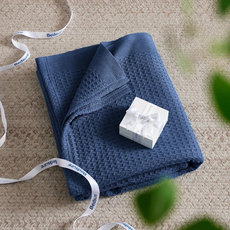 Bedsure 100% Cotton Blanket - Stone-Washed Blanket with Waffle Pattern for Home Decoration - Perfect for Layering Any Bed for All-Season - Twin Size (66 x 90 inches), Navy - Image 5