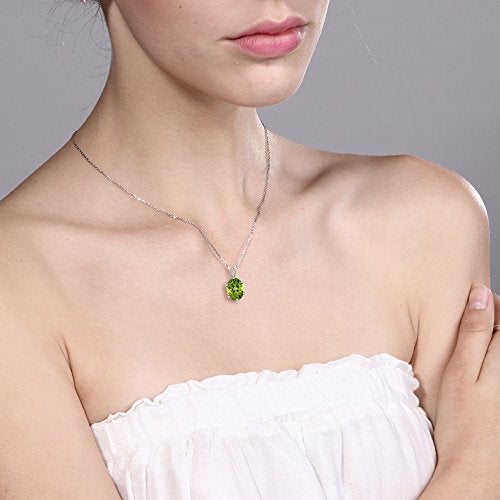 GEM STONE KING قلادة باندنت من حجر الجواهر كينغ 2.00 قيراط من البيريدوت الأخضر للنساء | فضة استرلينية 925 | حجر الميلاد | بيضاوي 9X7MM | مع سلسلة فضية بطول 18 إنش - Image 4