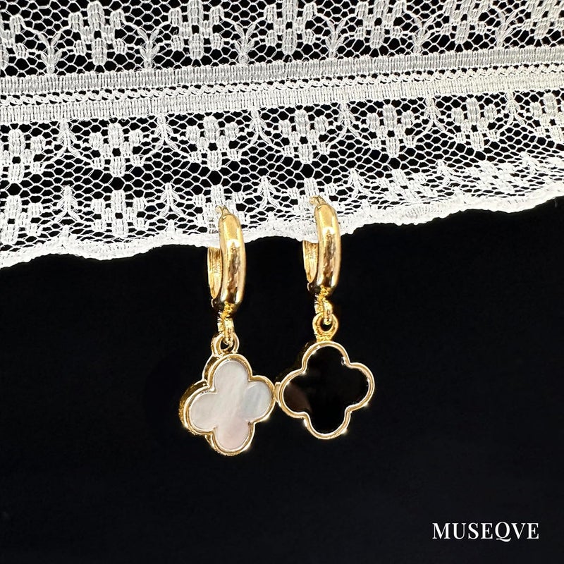 Four-leaf Clover Earrings Lucky Grass Buckle Hoop Earrings White - Image 4