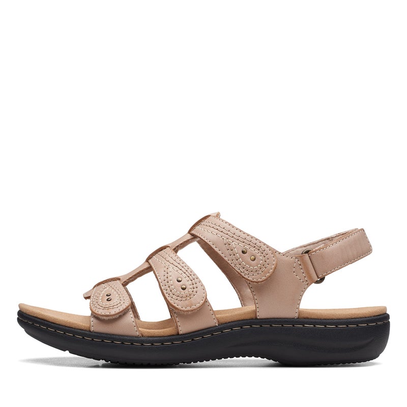 Clarks Women's Laurieann Vine Flat Sandal, Sand Leather, 8.5 - Image 3