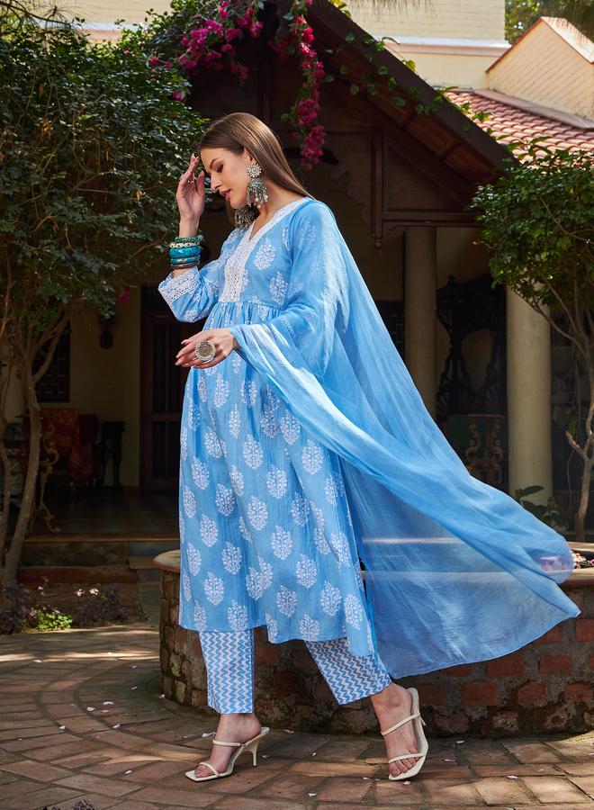 ساسافراس مجموعة كورتا زرقاء مزهرة من ساسافراس مع بنطلون ضيق ودوباتا - Image 3