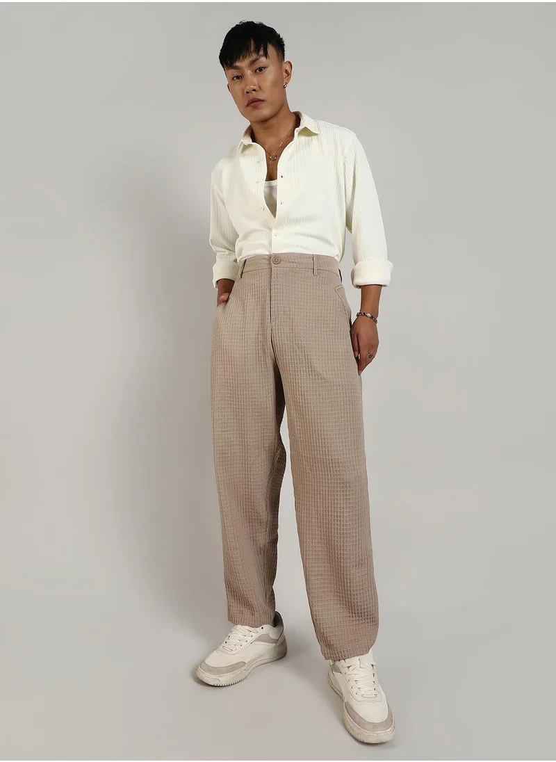 Campus Sutra Men's Beige Textured Graph Check Trousers