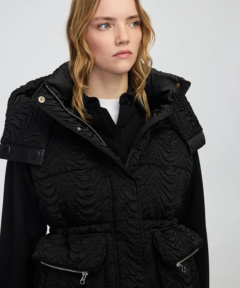 ابيكول Textured Removable Hooded Vest