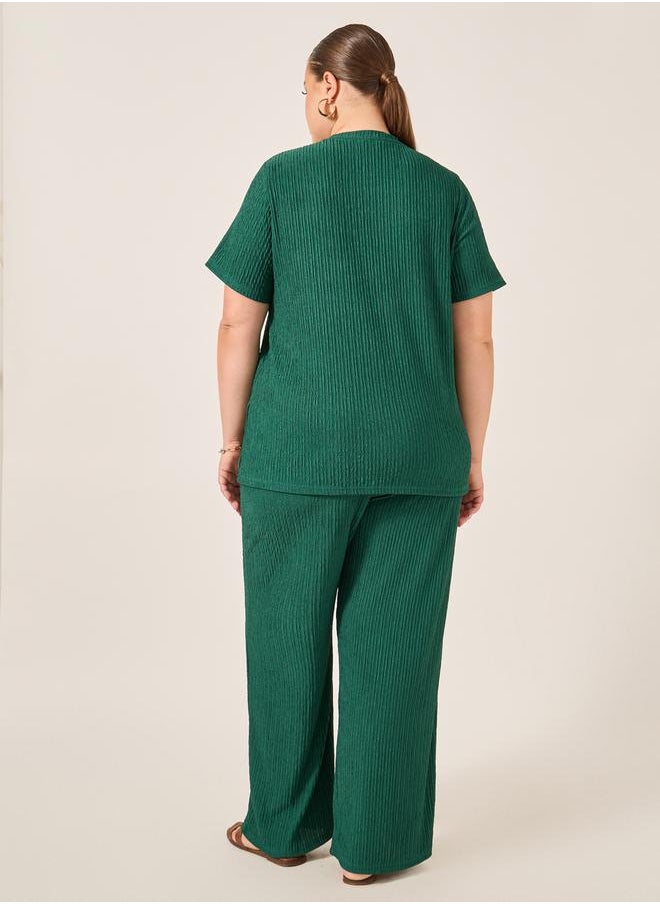 Styli Plus Size Crinkle Knit Short Sleeve Top and Straight Leg Pants Co-Ords  - Image 4
