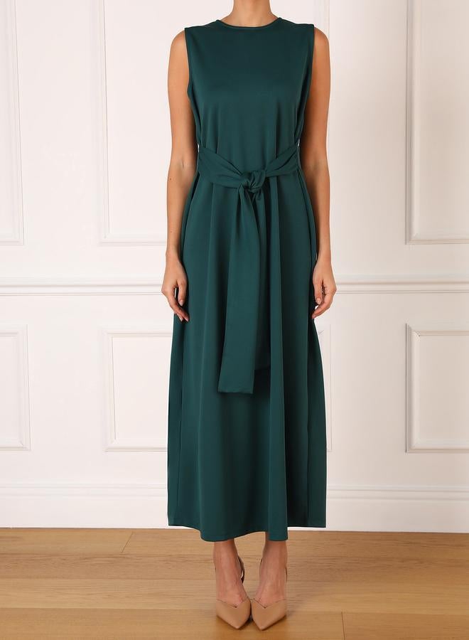 رفقة من مودانيسا فستان ماكسي بحزام خصر زمردي من رفقة مودانيسا مع طقم كيمونو - Image 5