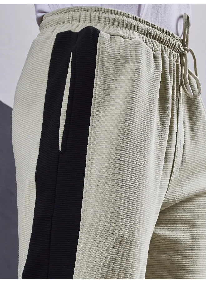 Maniac Maniac Mens ColorBlock Biscuit, Black Loopknit Trackpant