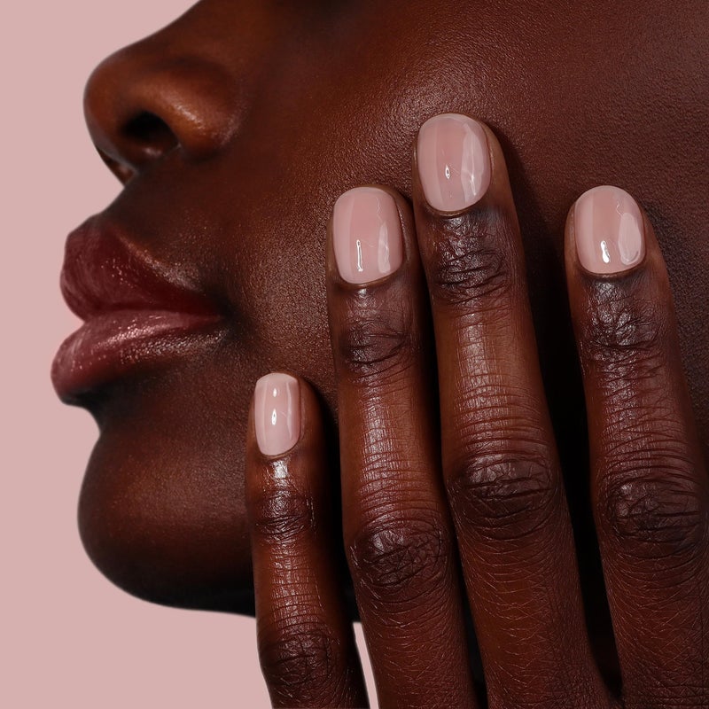 LONDONTOWN High Gloss Top Coat â€“ Glass-Like Shine, Smooth Finish, Streak-Free Application with Pro-Contour Brush, Enhances Nail Color & Extends Wear, .40 fl oz - Image 5