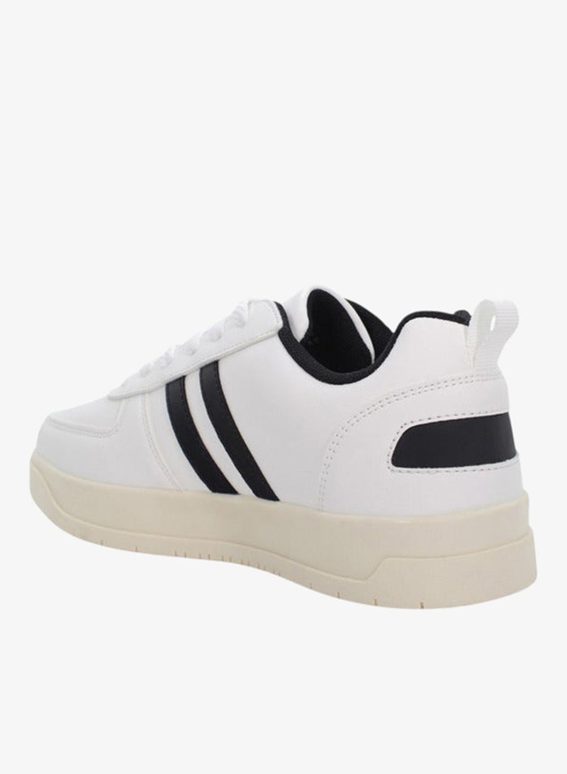 لامبرجاك حذاء رياضي نسائي بأربطة مزين بالدانتيل - Image 3