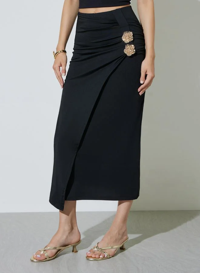 تايك تو Black Pencil Midi Skirt with Decorative Buckles