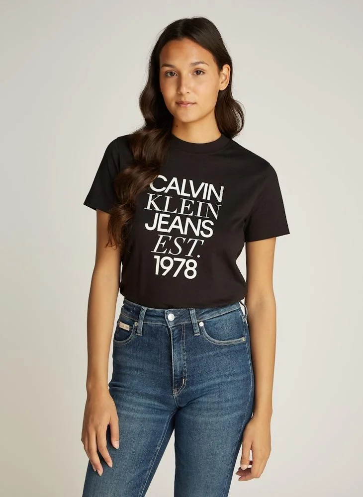 Calvin Klein Jeans Mixed Logo Regular Tee