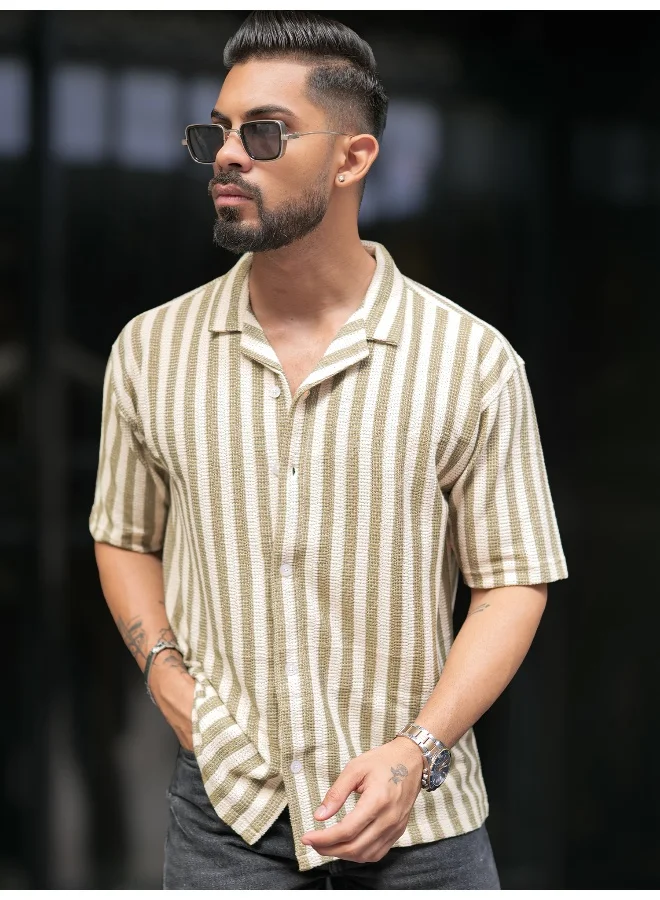 مانياك قميص رجالي بأكمام 3/4 مخطط بياقة لون أخضر وفضي رمادي من نسيج الوافل المحبوك