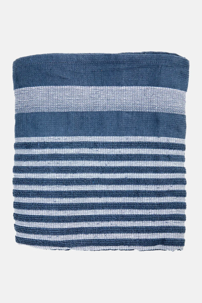 Muy Mucho Textured Bath Towel 160 L x 97 H cm, Blue