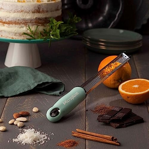 Microplane Premium Classic Series Rasp Zester Grater (Retro Green) - Sharp Stainless Steel Blade, Ergonomic Handle, Perfect for Grating Citrus, Cheese, and More - Image 4