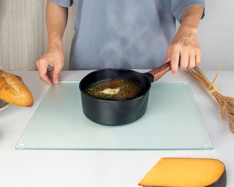 Kitchenville لوح تقطيع زجاجي من كيتشينفيل 40×30 سم: شفاف، متين، صحي لحماية سطح العمل - مقاوم للخدش، مقاوم للحرارة، سهل التنظيف - Image 5
