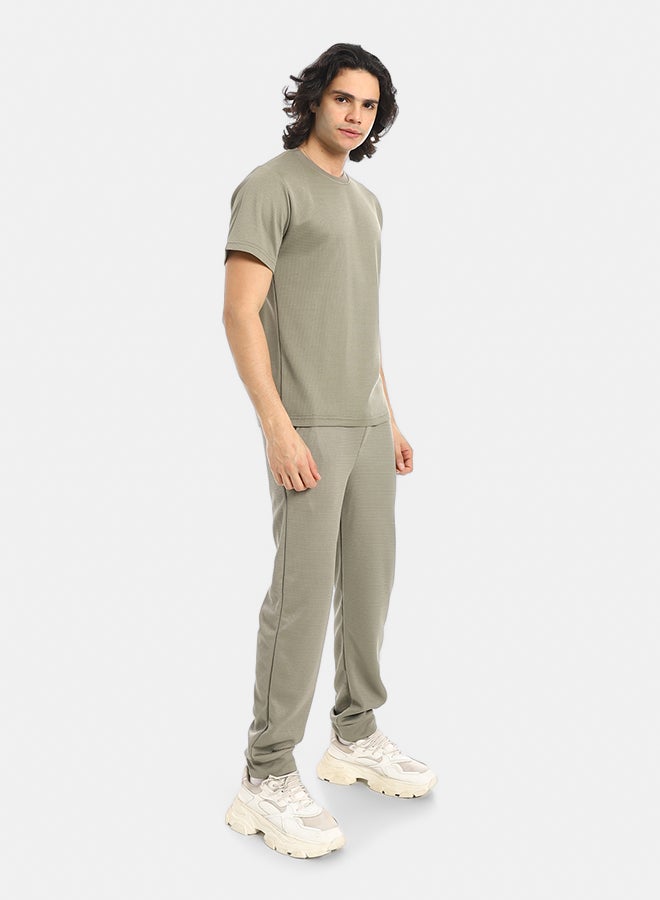 Red Circle Short Sleeves Slip On T-Shirt and Pants Set  - Image 2