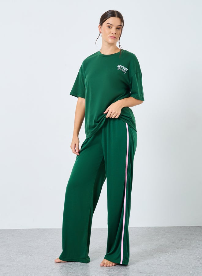Styli NYC Back Graphic Drop Shoulder T-Shirt and Side Stripe Pyjama Set - Image 2