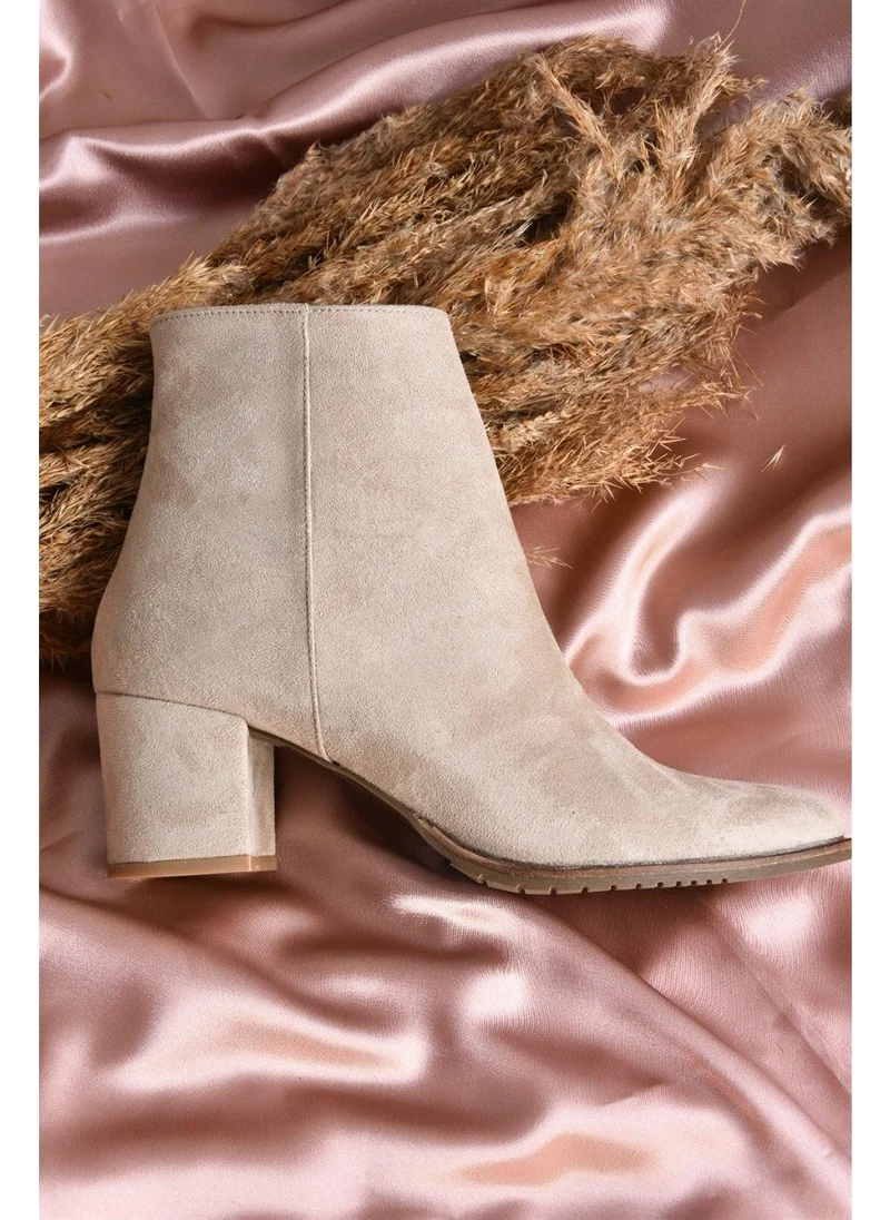 فوكس شوز Beige Suede Women's Boots G654013102