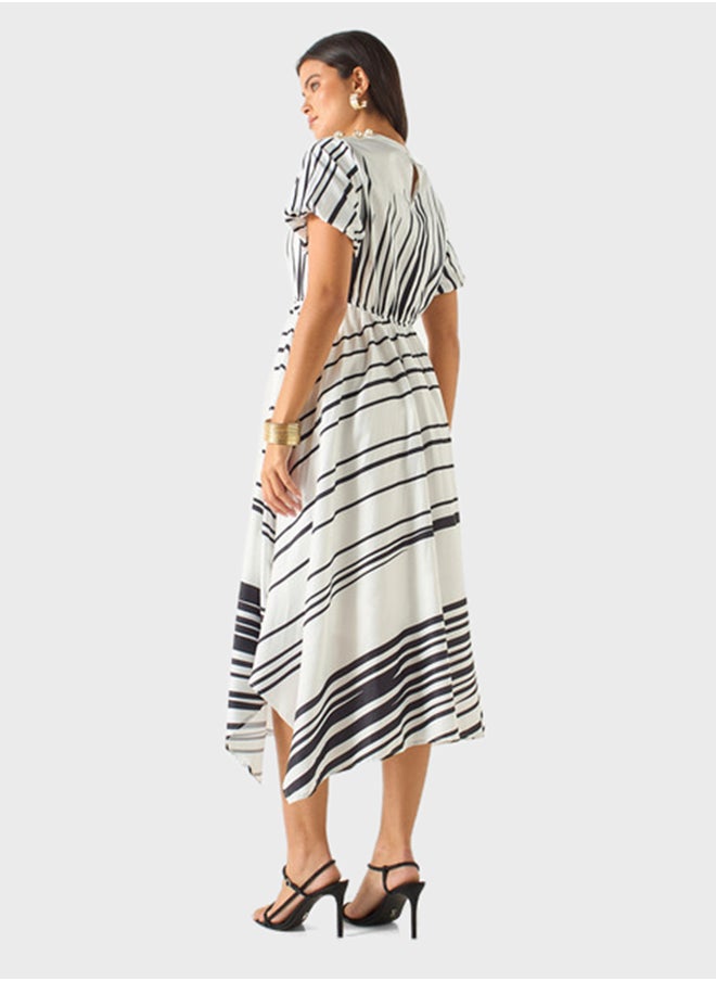 Asymmetric Striped Dress - pzsku/Z4F69DF824D7873097C31Z/45/_/1724677287/7ea5d4a7-bdd0-4a12-b3c6-47c6c59f8a9e