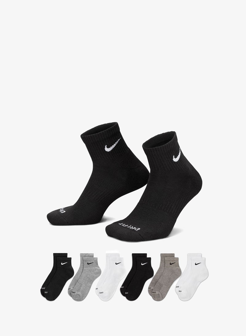 Nike 6 Pack Everyday Plus Cushioned Ankle Socks - Image 3