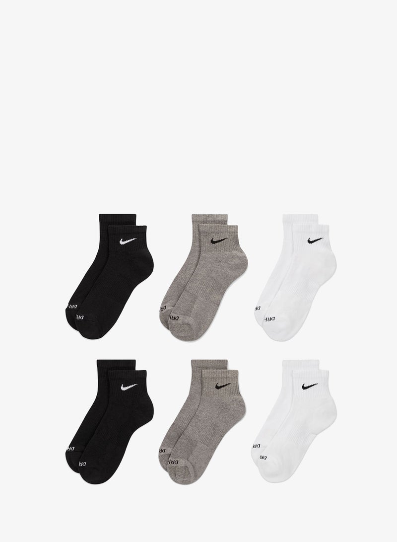Nike 6 Pack Everyday Plus Cushioned Ankle Socks - Image 1