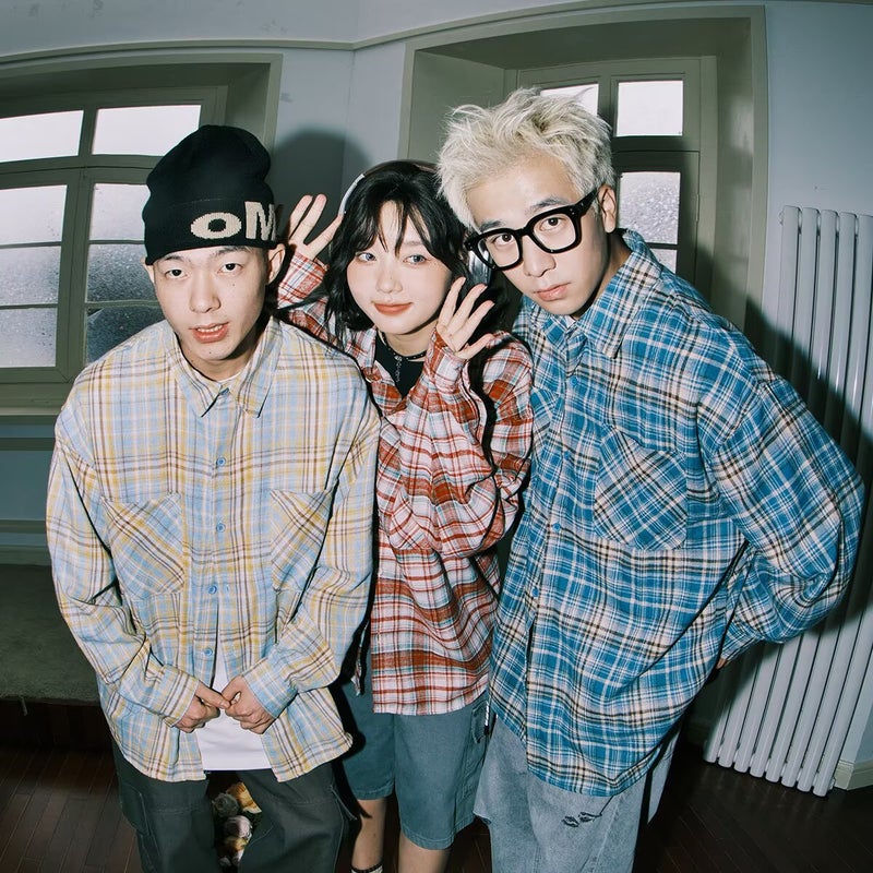 Vintage Plaid Long Sleeve Shirt Casual Loose Fit Couple Outerwear - Image 1