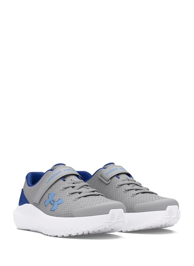 اندر ارمور Boys' Pre School Surge 4 AC Shoes