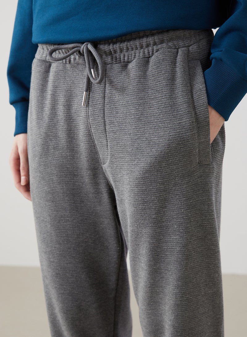 LC WAIKIKI Standard Fit Men's Jogger Sweatpants - Image 3