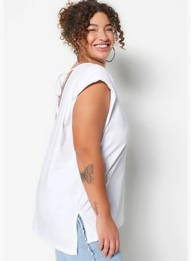 trendyol White More Sustainable Knitted Knitted Decollete, Padded T-Shirt TBBSS23BF00045