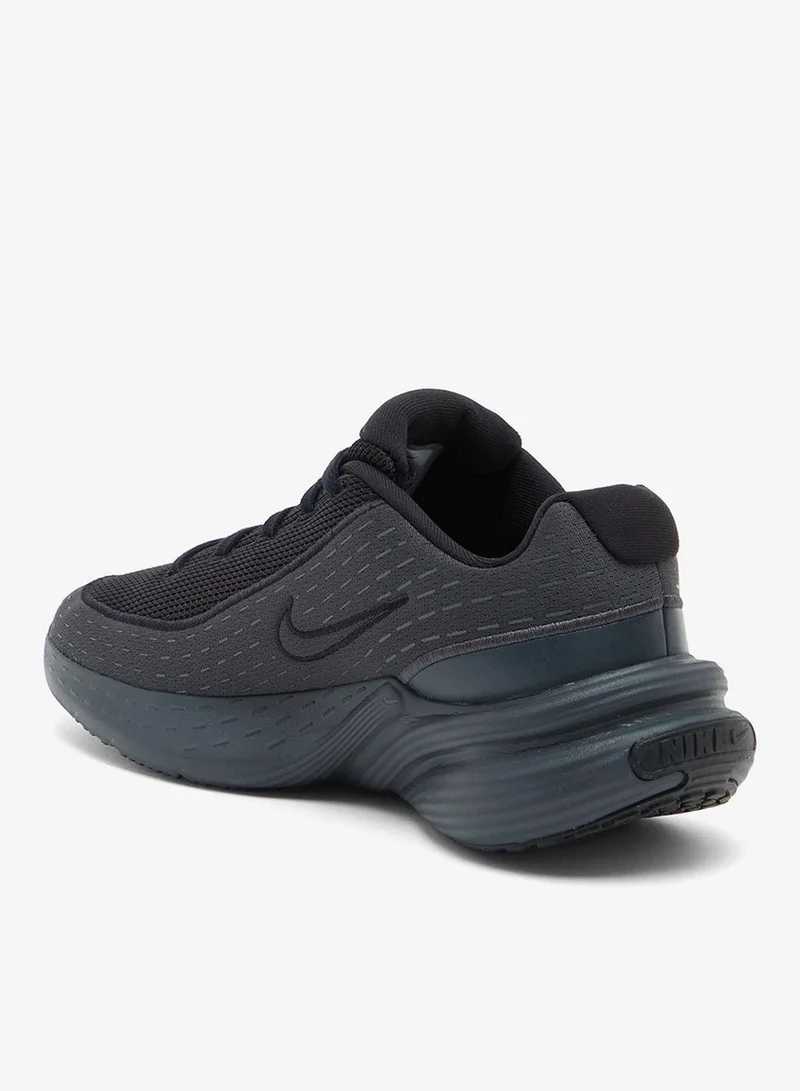 نايكي أبليفت إس سي