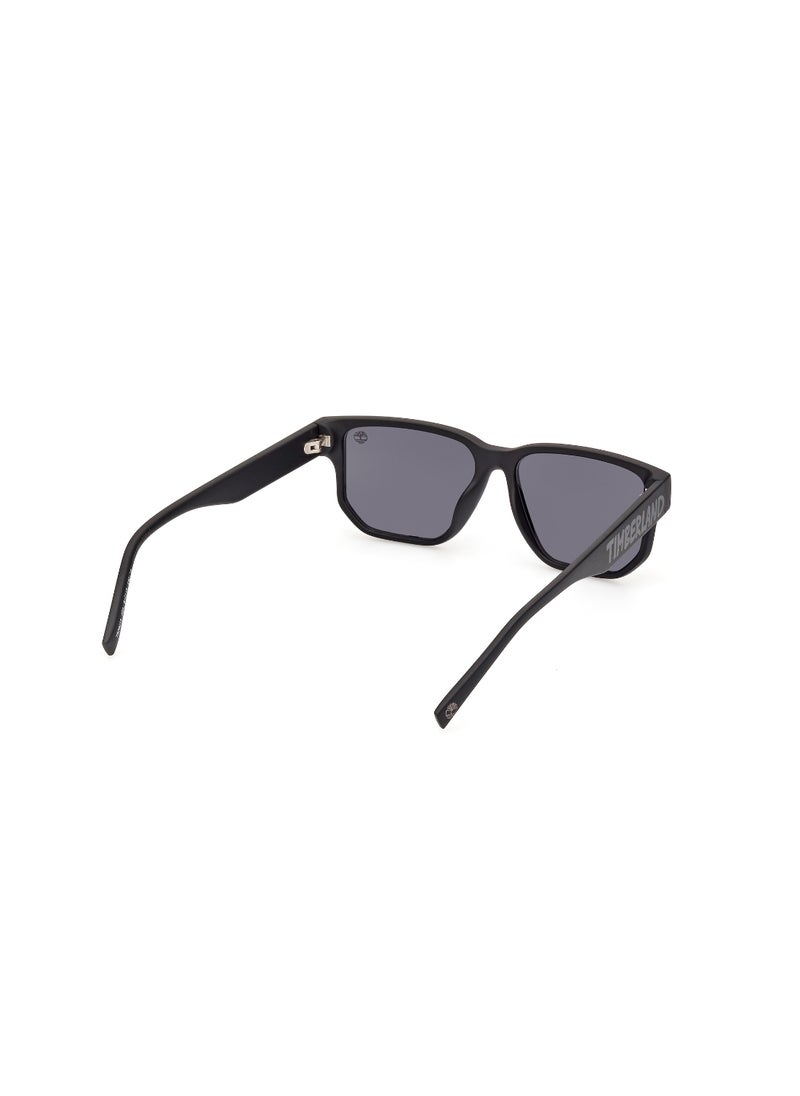 Timberland - نظارات شمسية مستطيلة للأولاد TB0001302A51 حجم العدسة: 51 مليمتر - أسود غير لامع - Image 1