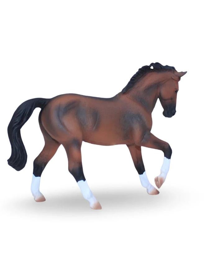 CollectA Warmblood Stallion Bay Figurine - Image 2