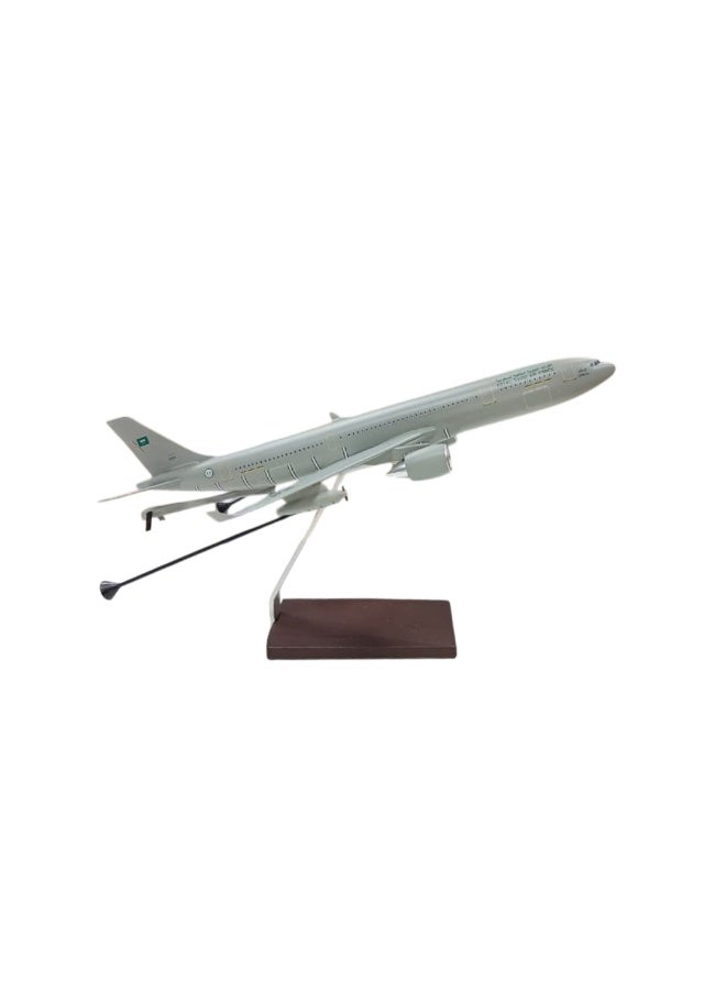 Fighter Gifts A330 MRTT ROYAL SAUDI MODEL SCALE 1:200 - Image 3