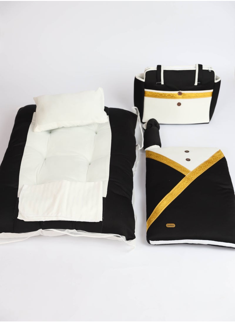 FUN MOMENT - A set consisting of a bed sheet, a baby house, a diaper bag and a nursing home - Image 1