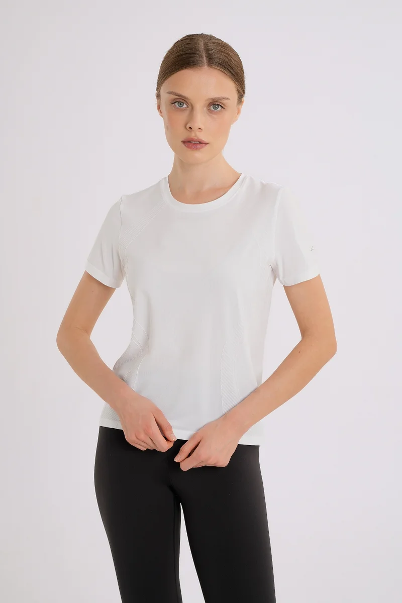 انتا Advanced Running Women's Short-Sleeve T-Shirt