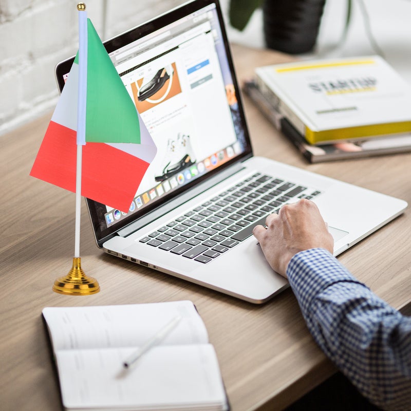🖊️ 12 قطع أعلام إيطاليا الوطنية للإبداعية سطح المكتب زخرفة مكتب فريدة للمنزل والمكتب مع قاعدة - Image 4