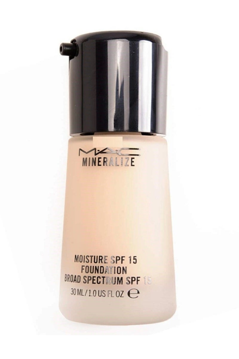 ماك كريم أساس MAC Mineralize Moisture SPF15 واسع الطيف - NC30 - Image 1