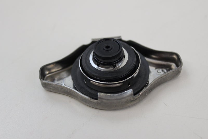 Honda Genuine 19045-PAA-A01 Radiator Cap - Image 2