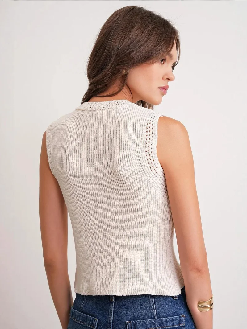 Mixray Natural Mixray Textured Knit Crop Top with Button Details for Women | Best Price UAE