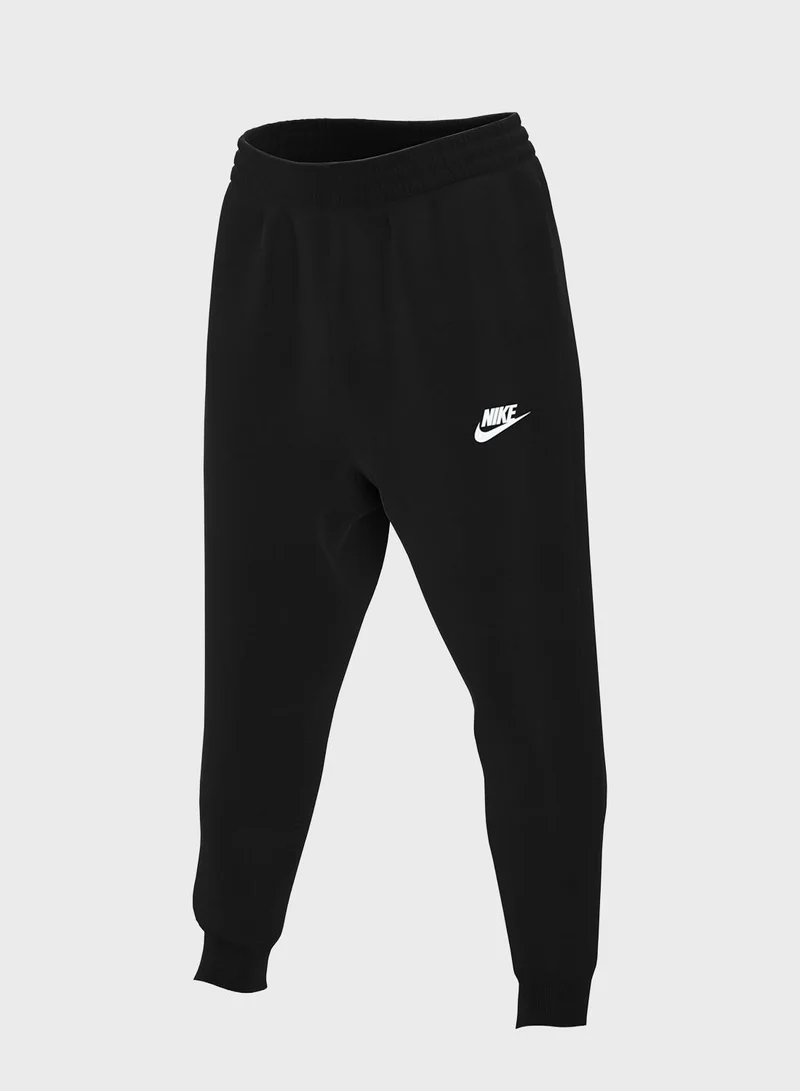 نايكي nike tshirt & sweatpants combo