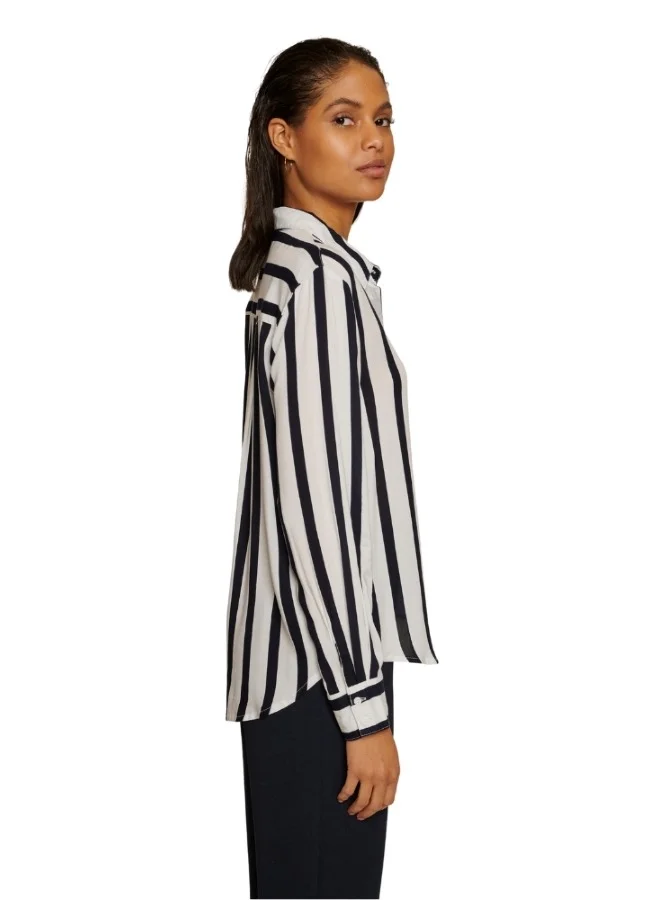 ZABAIONE Striped Button-Down Long Sleeve Shirt - Black and White