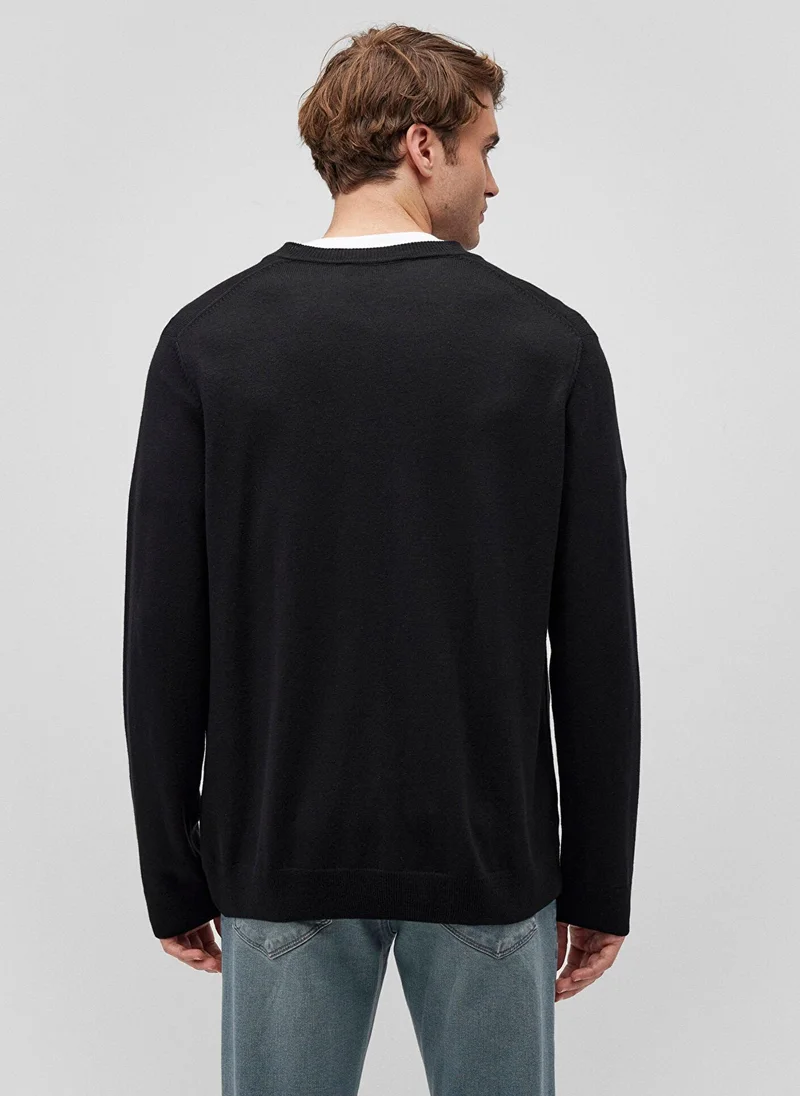 مافي V Neck Black Sweater