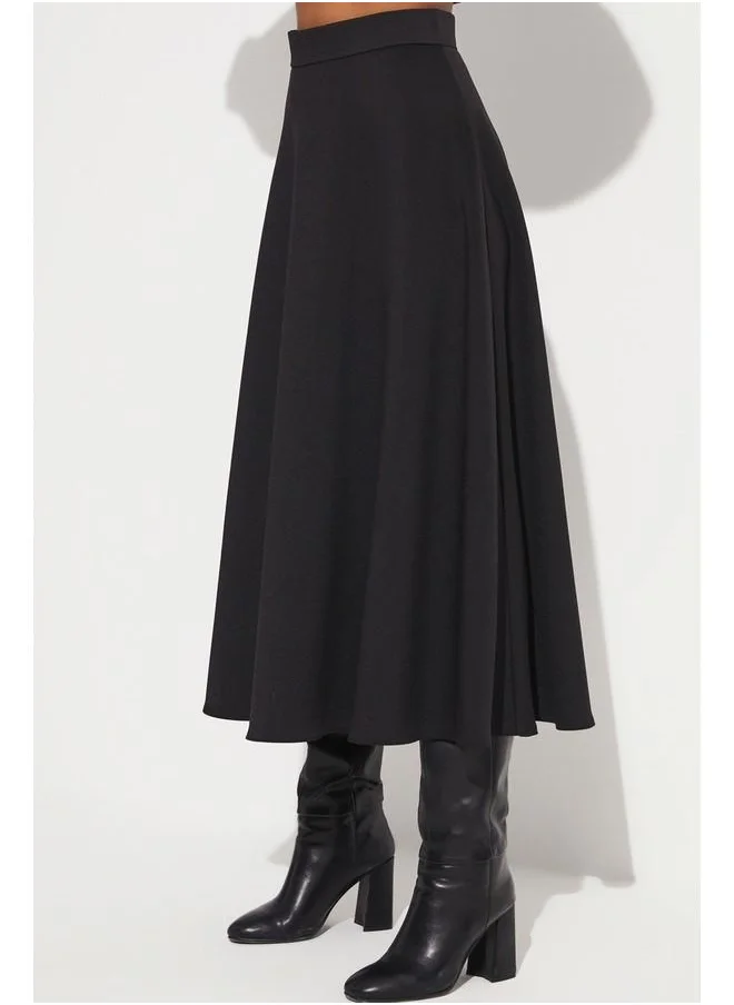 JUNE June Klosh Skirt Black