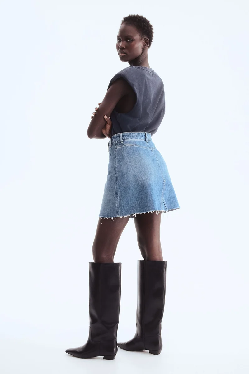 اتش اند ام تنورة دنيم بقصّة A