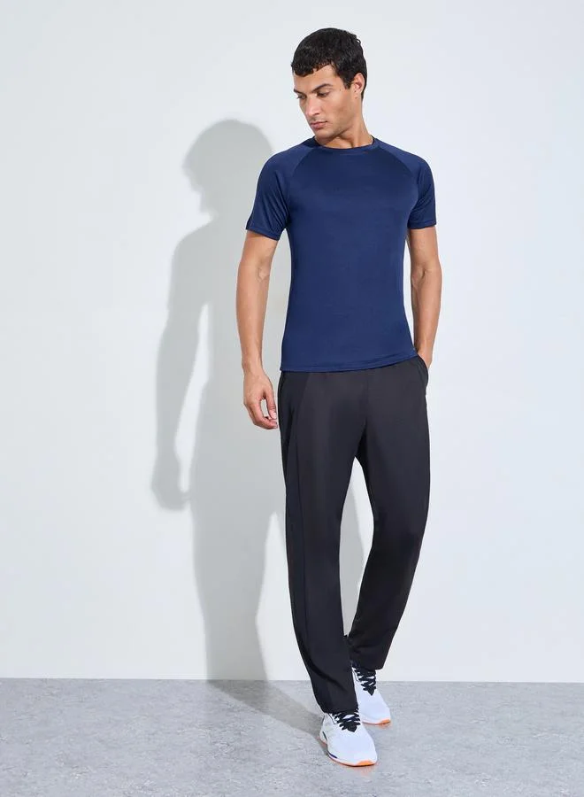 ستايلي Men Navy Muscle Fit Running T-Shirt with Reflective Back Print